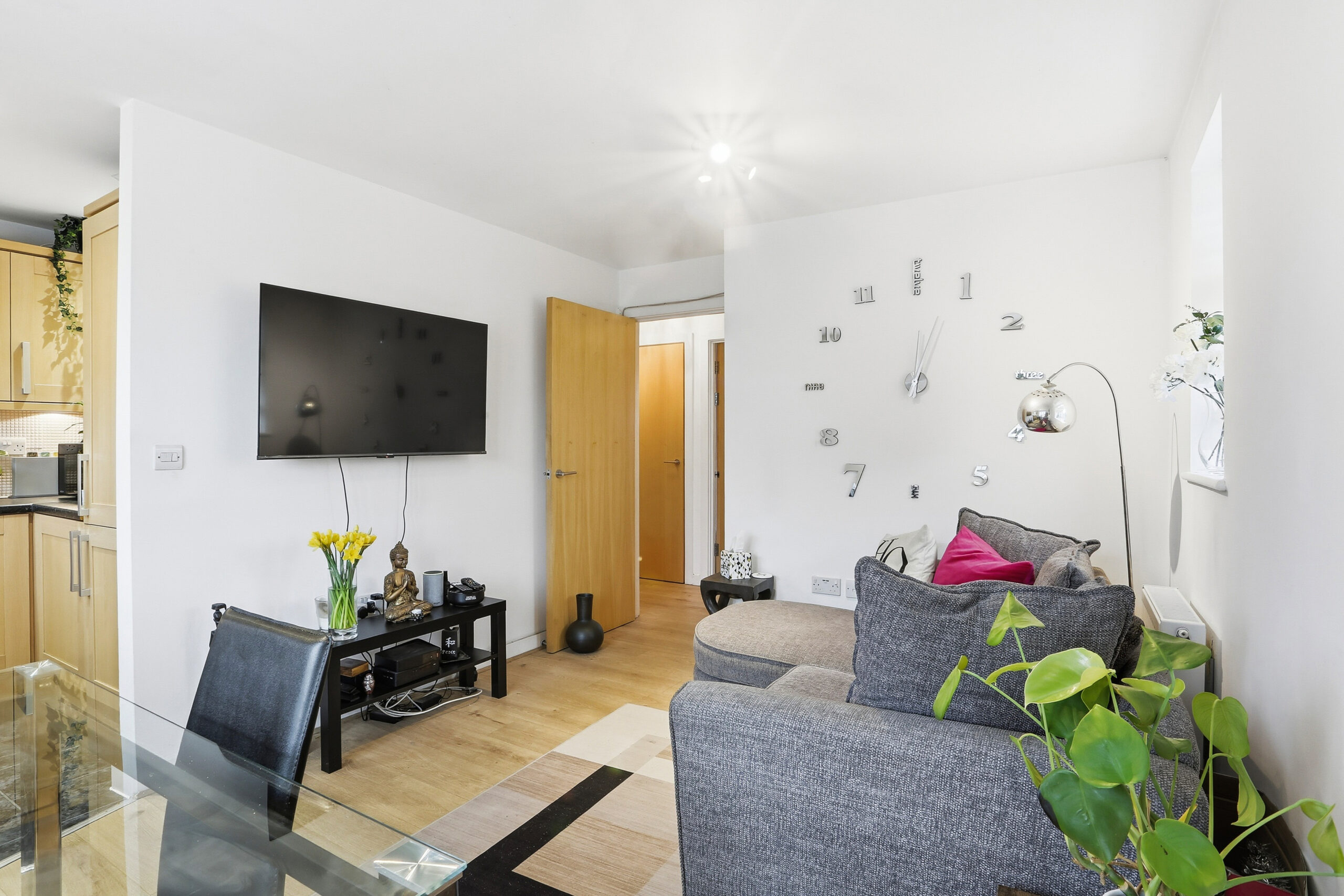 Riverhead Close, London, E17