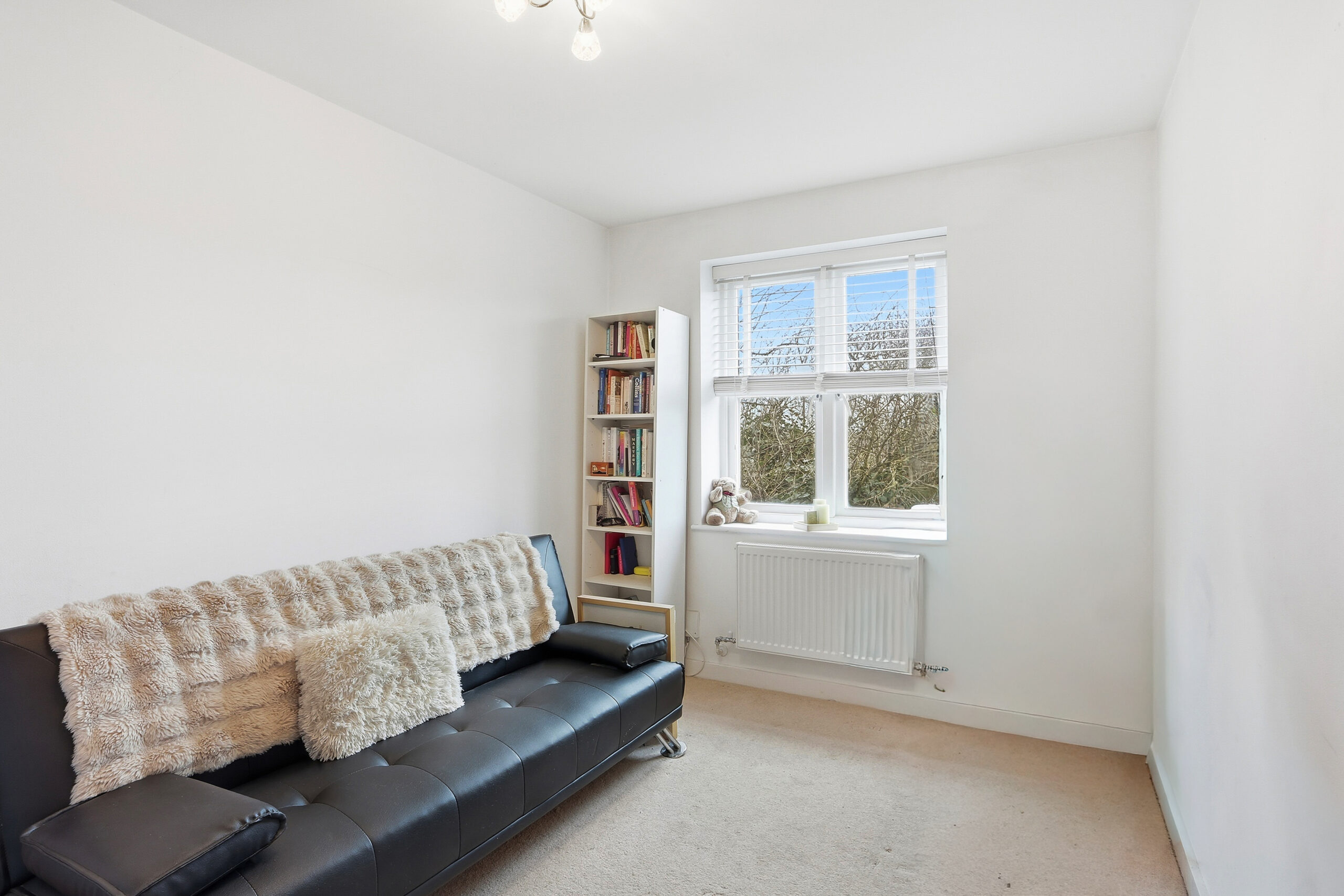 Riverhead Close, London, E17
