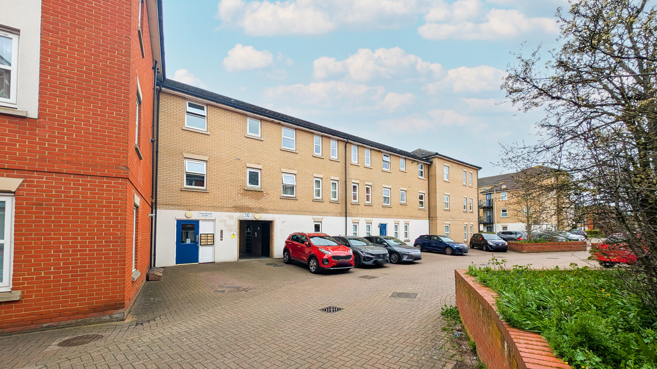 Norwich Crescent, Chadwell Heath, RM6