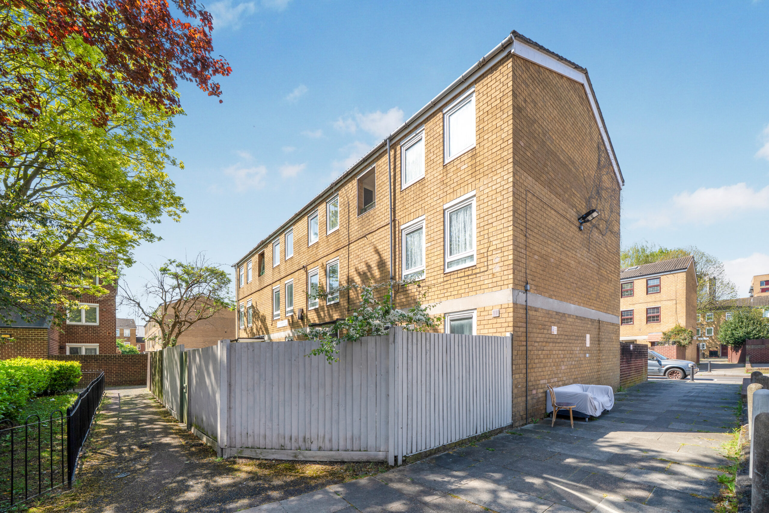Houghton Close, London, E8
