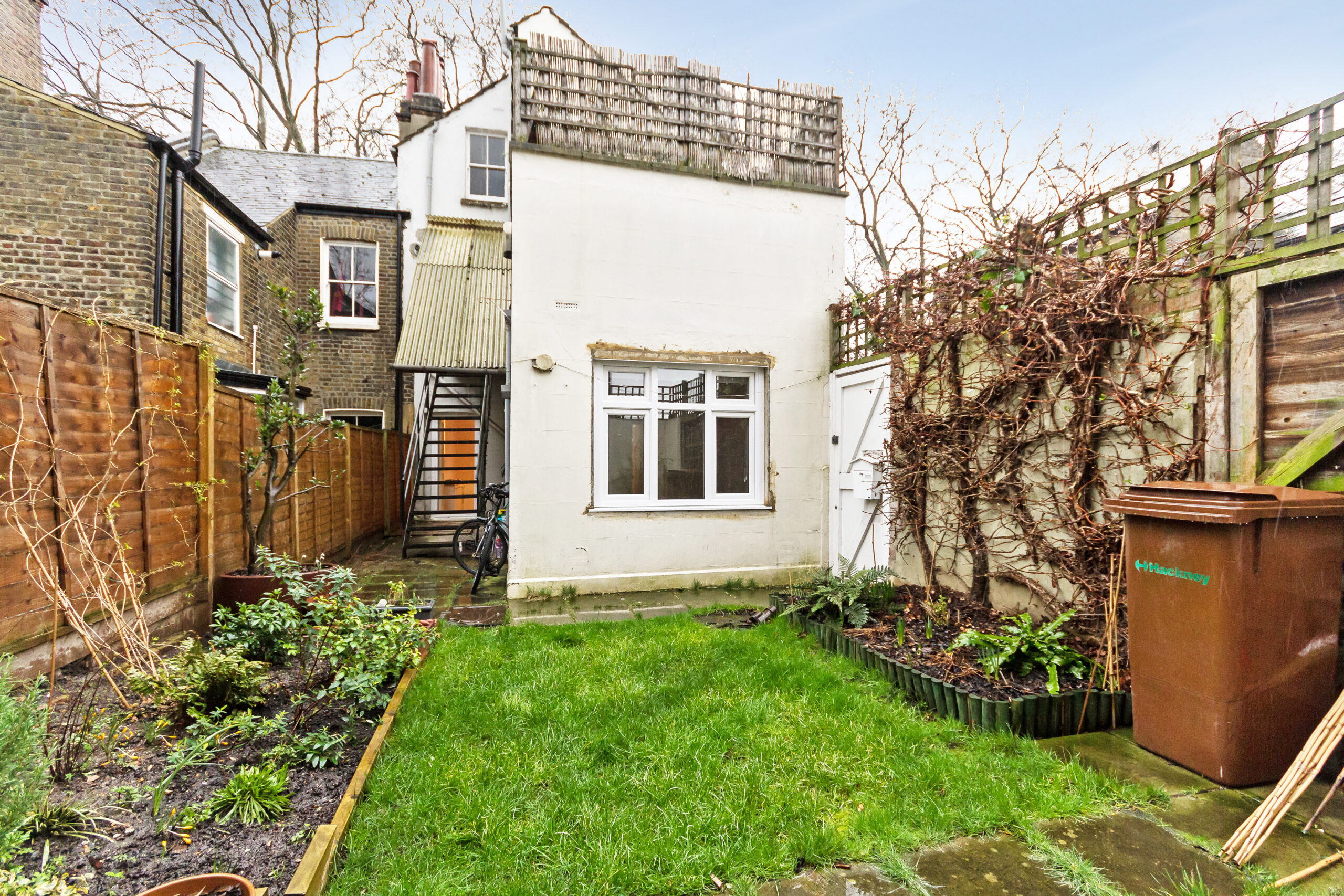 Shacklewell Lane, London, E8