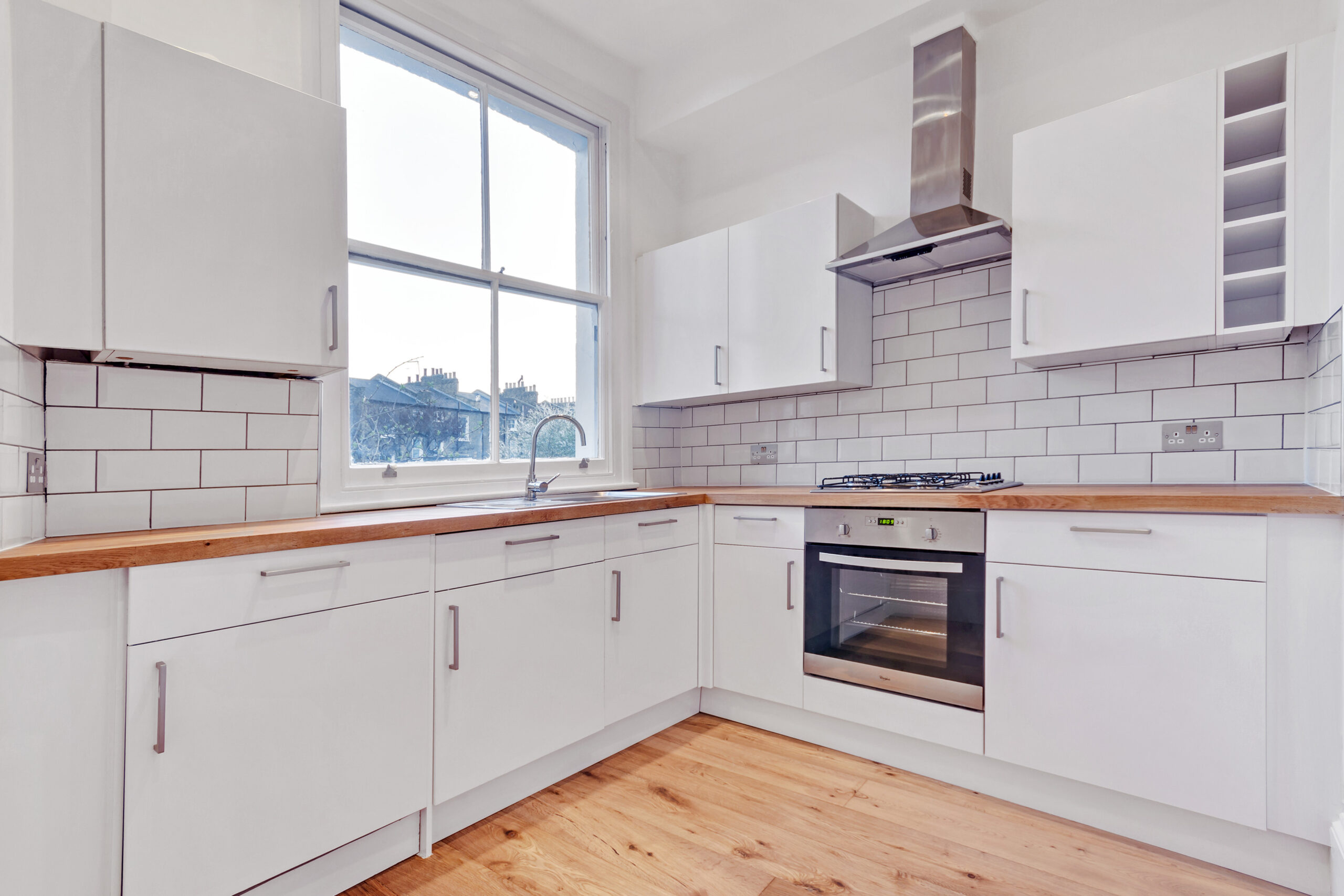 Shacklewell Lane, London, E8