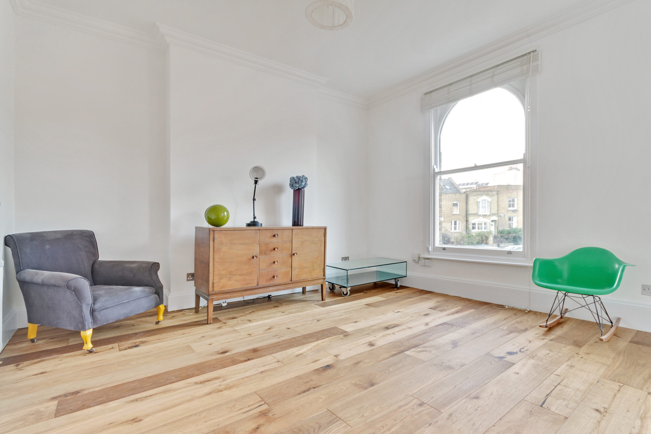 Shacklewell Lane, London, E8