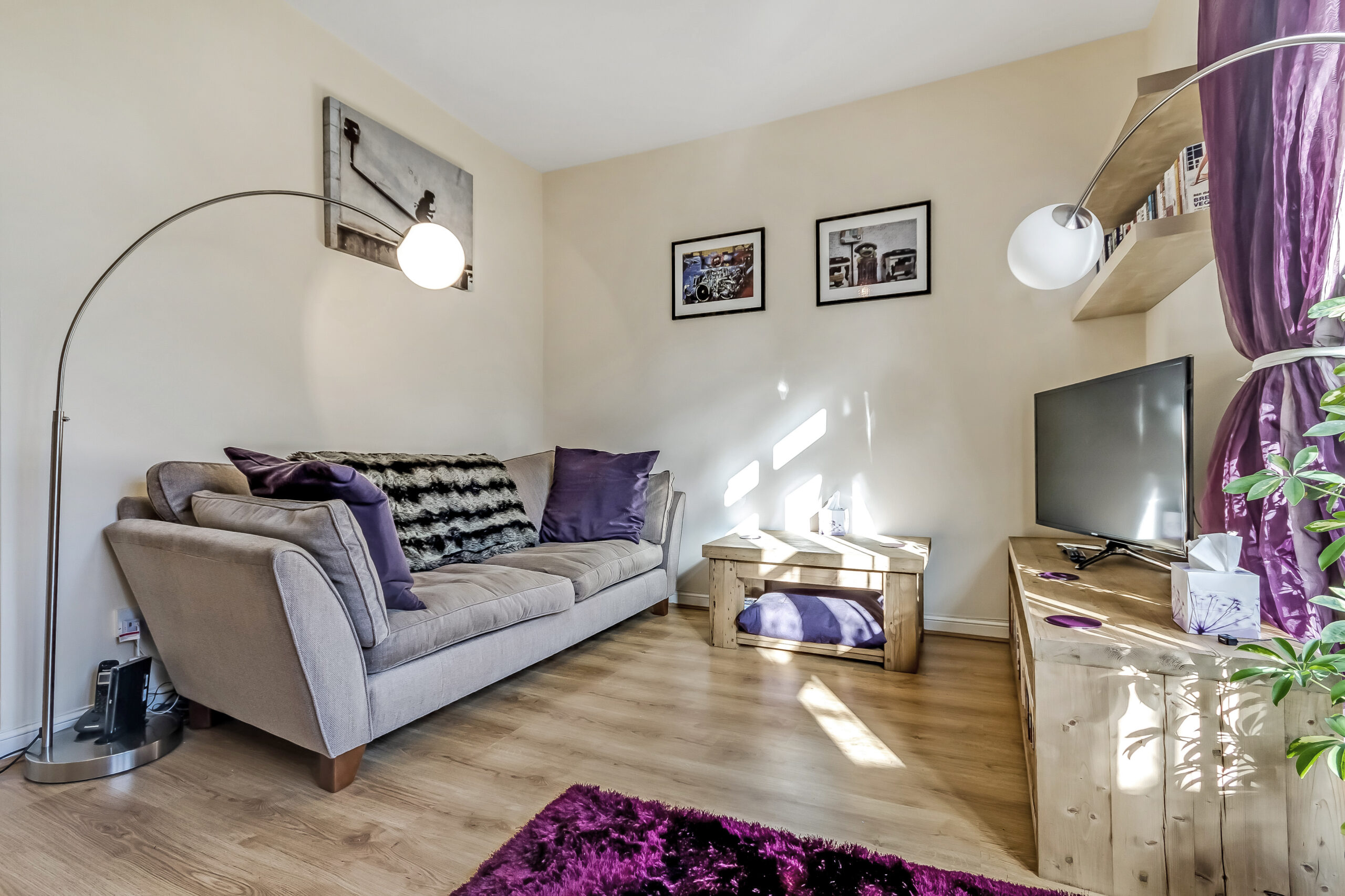Flat 9 Empire Wharf, 235 Old Ford, London, E3 5NQ