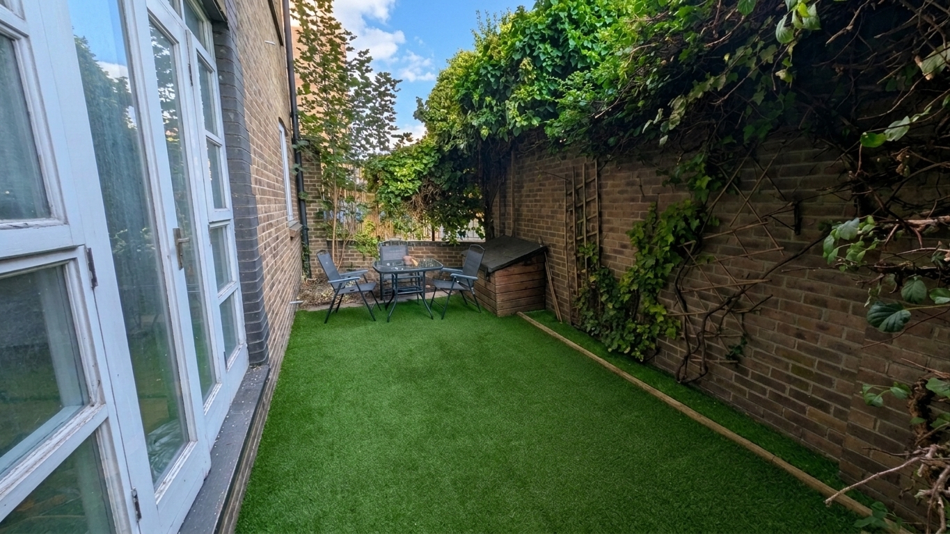 Flat 9 Empire Wharf, 235 Old Ford, London, E3 5NQ