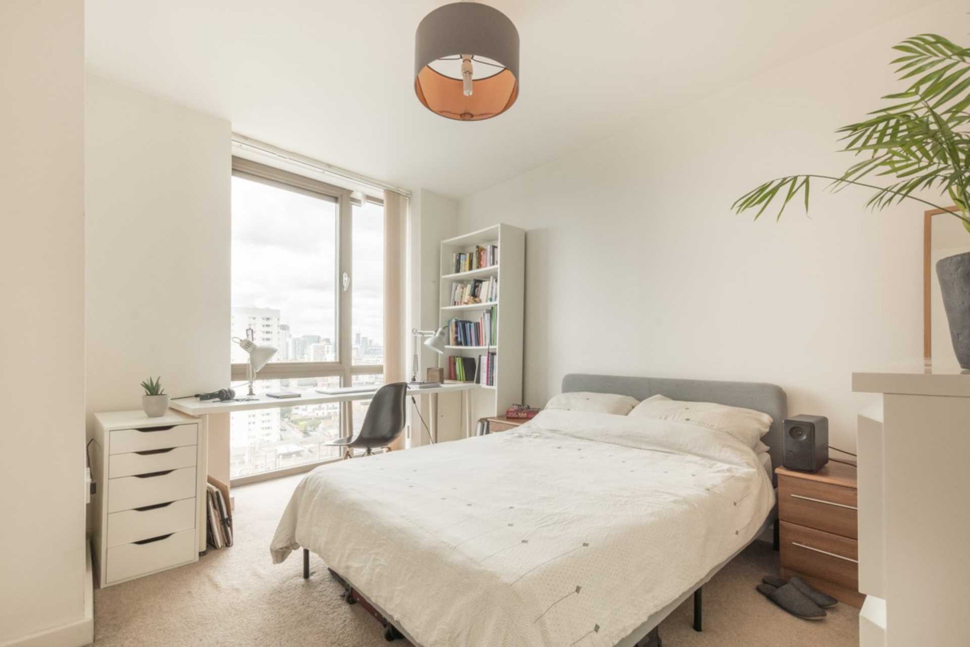 Spencer Way, Kelday Heights, E1