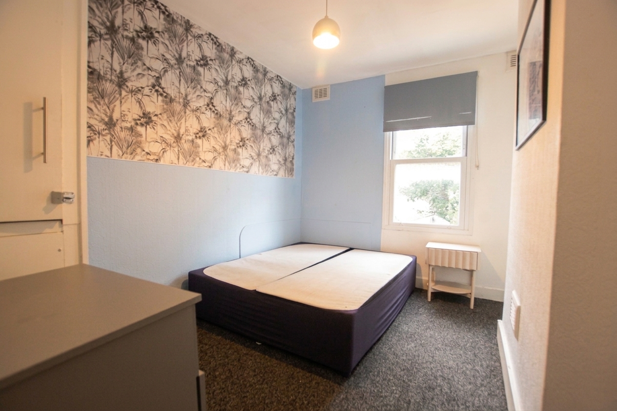 Madeira Road, London, E11