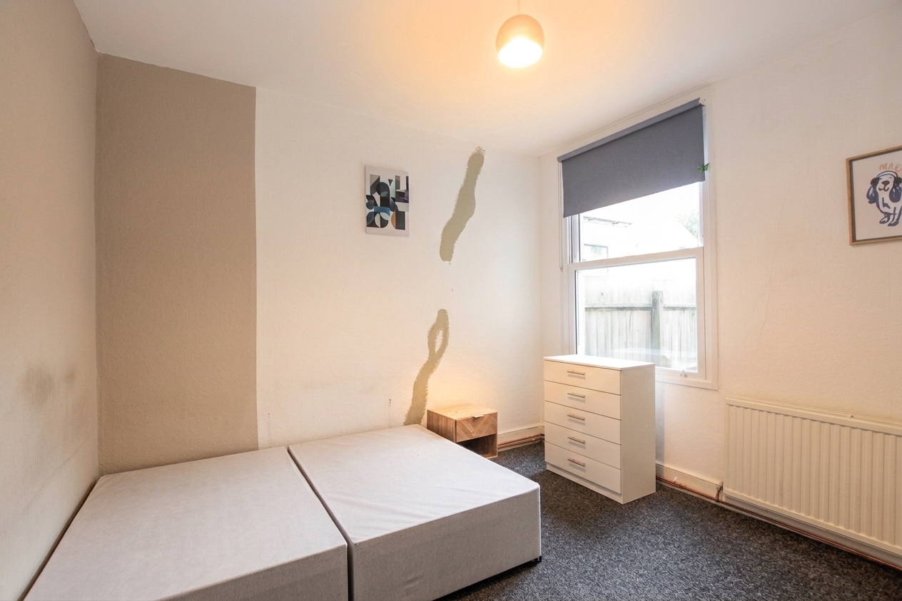 Madeira Road, London, E11