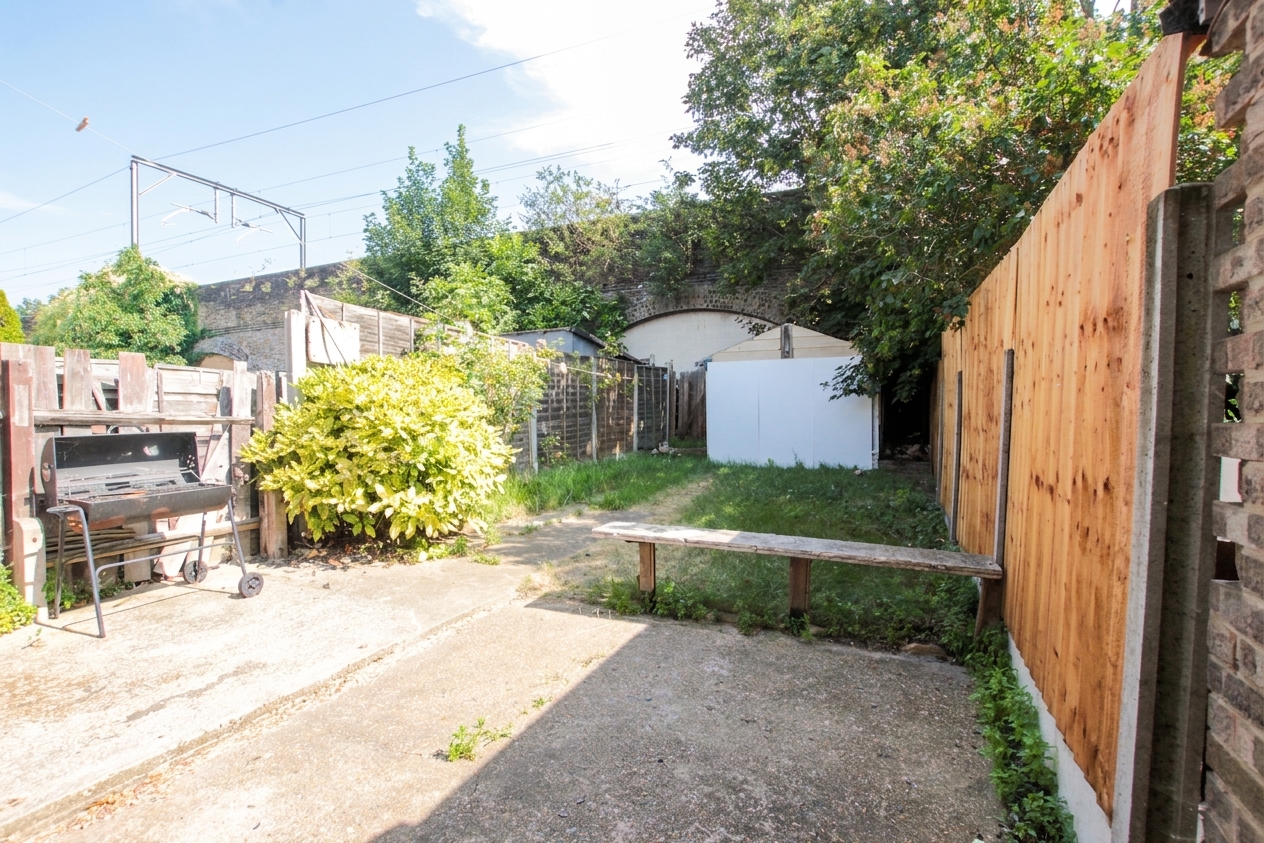 Madeira Road, London, E11