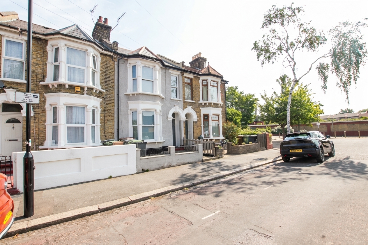 Madeira Road, London, E11