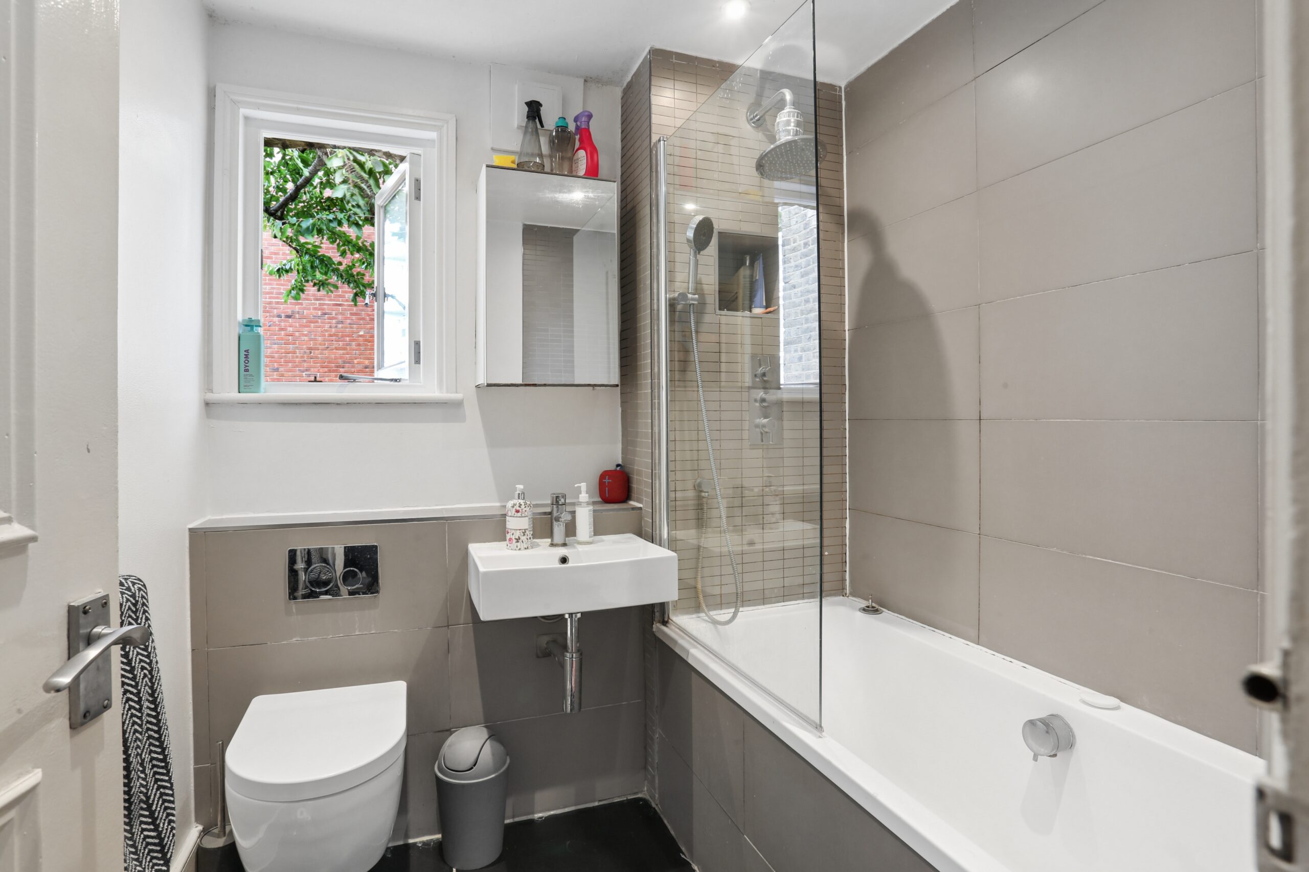 Rosenau Road, London, SW11