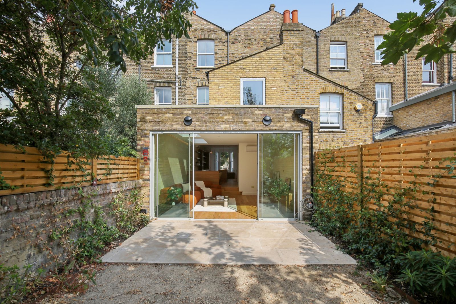 Queen Anne Road, London, E9