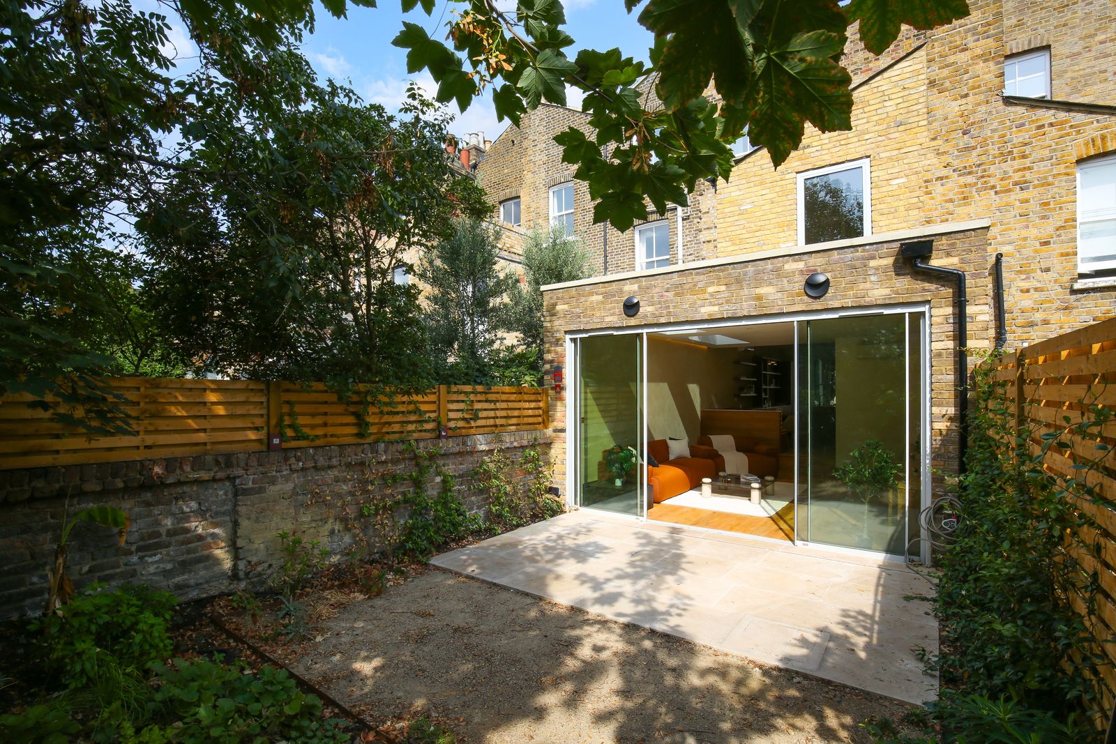 Queen Anne Road, London, E9