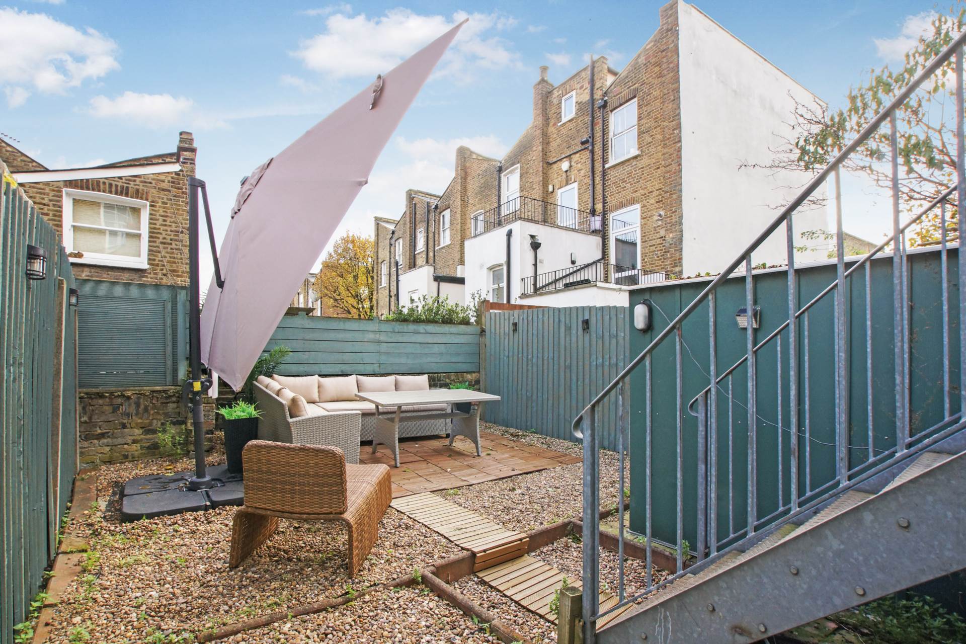 Kingsdown Road, London, N19