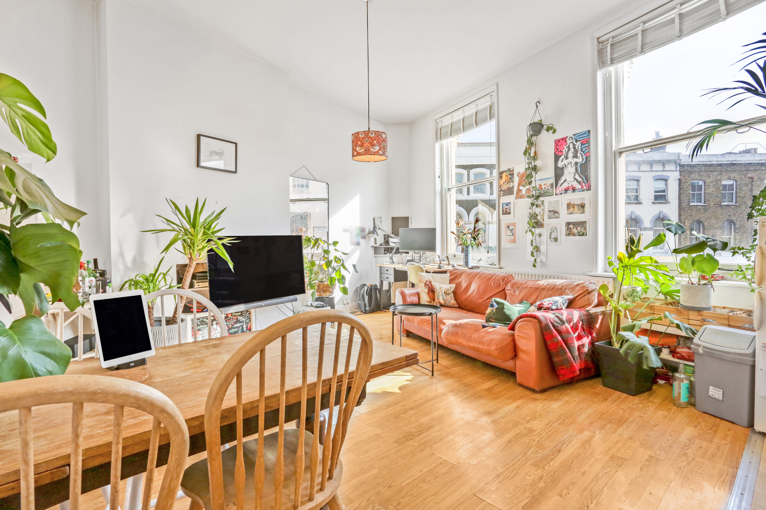 Crossway, London, N16