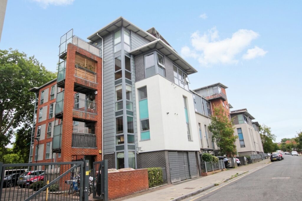 Southwold Road, Morton House, E5